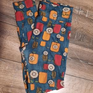 Lularoe dandelion Leggings